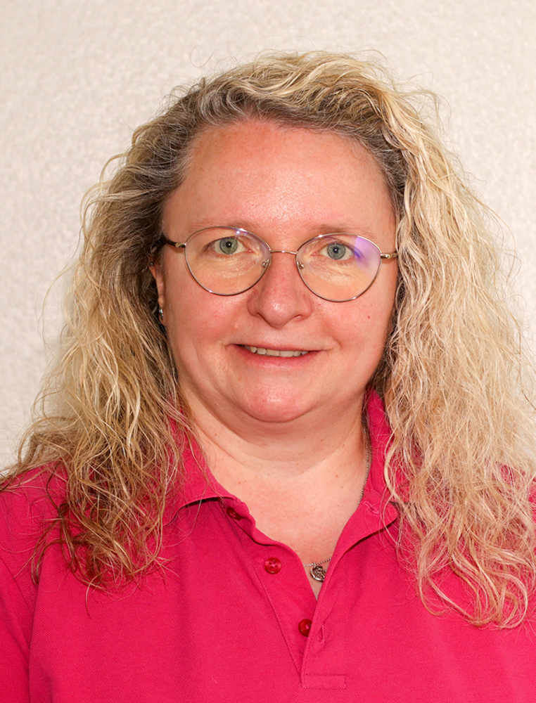 Portrait der Verwaltungsassistentin Stefanie Pogoda
